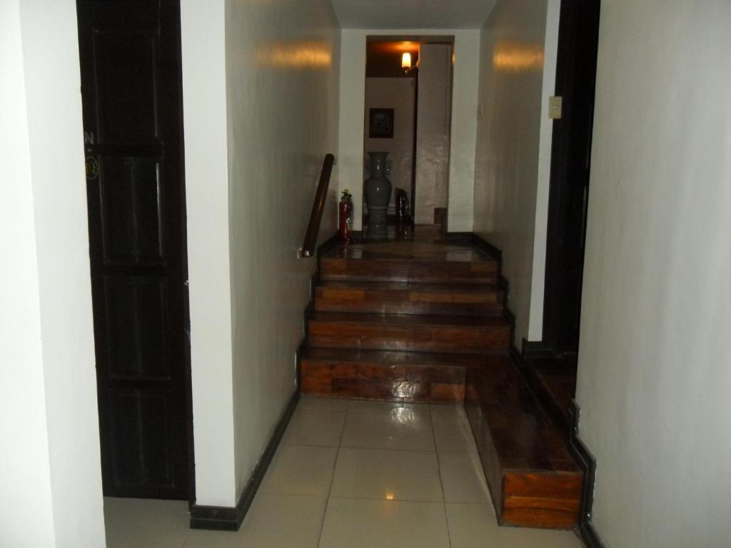 Tagaytay Econo Hotel Tagaytay City Kültér fotó