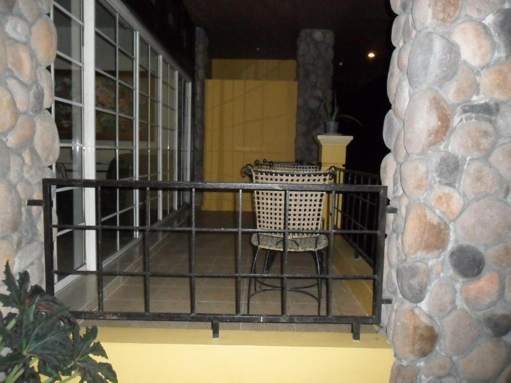 Tagaytay Econo Hotel Tagaytay City Kültér fotó