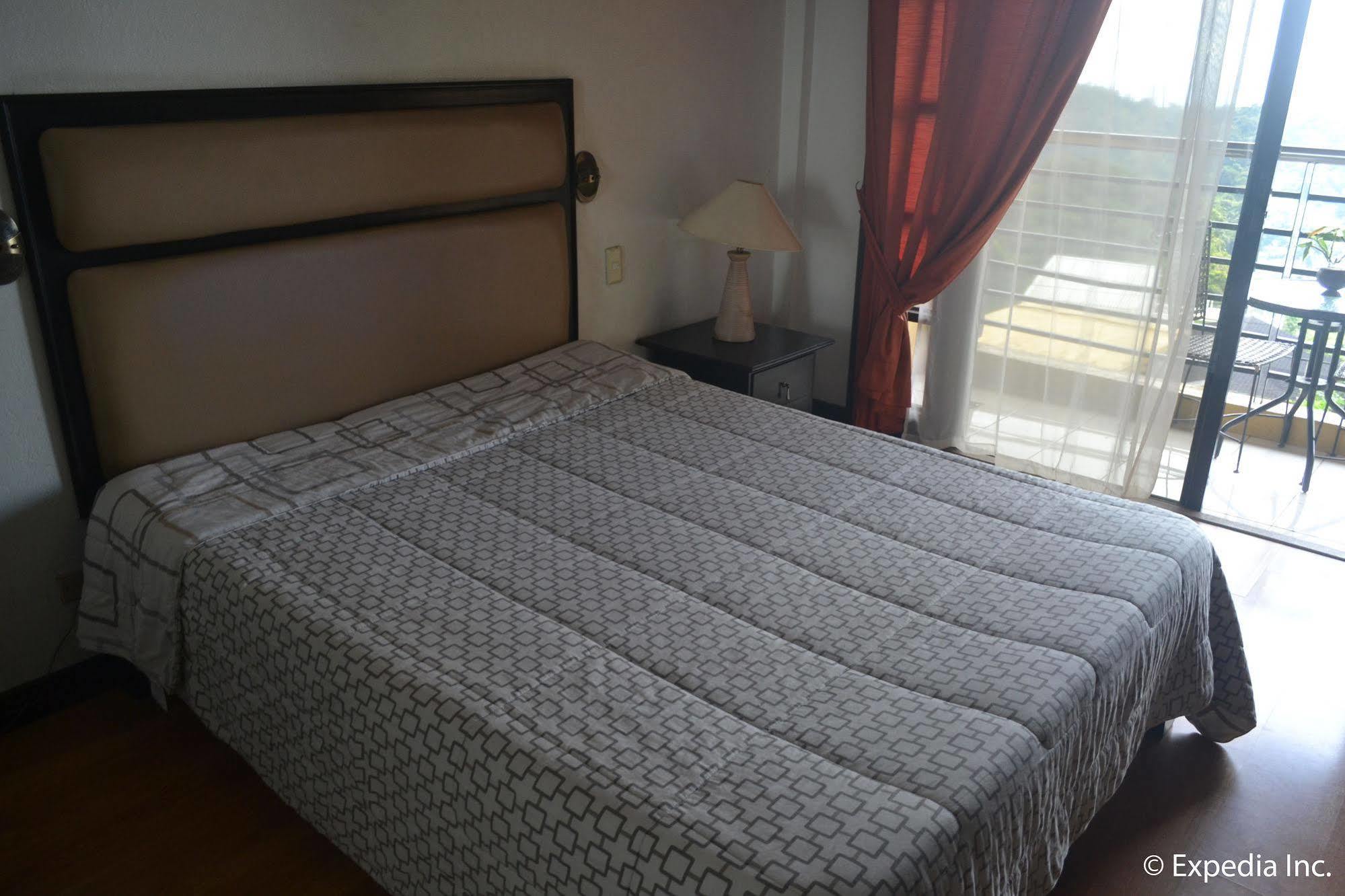 Tagaytay Econo Hotel Tagaytay City Kültér fotó
