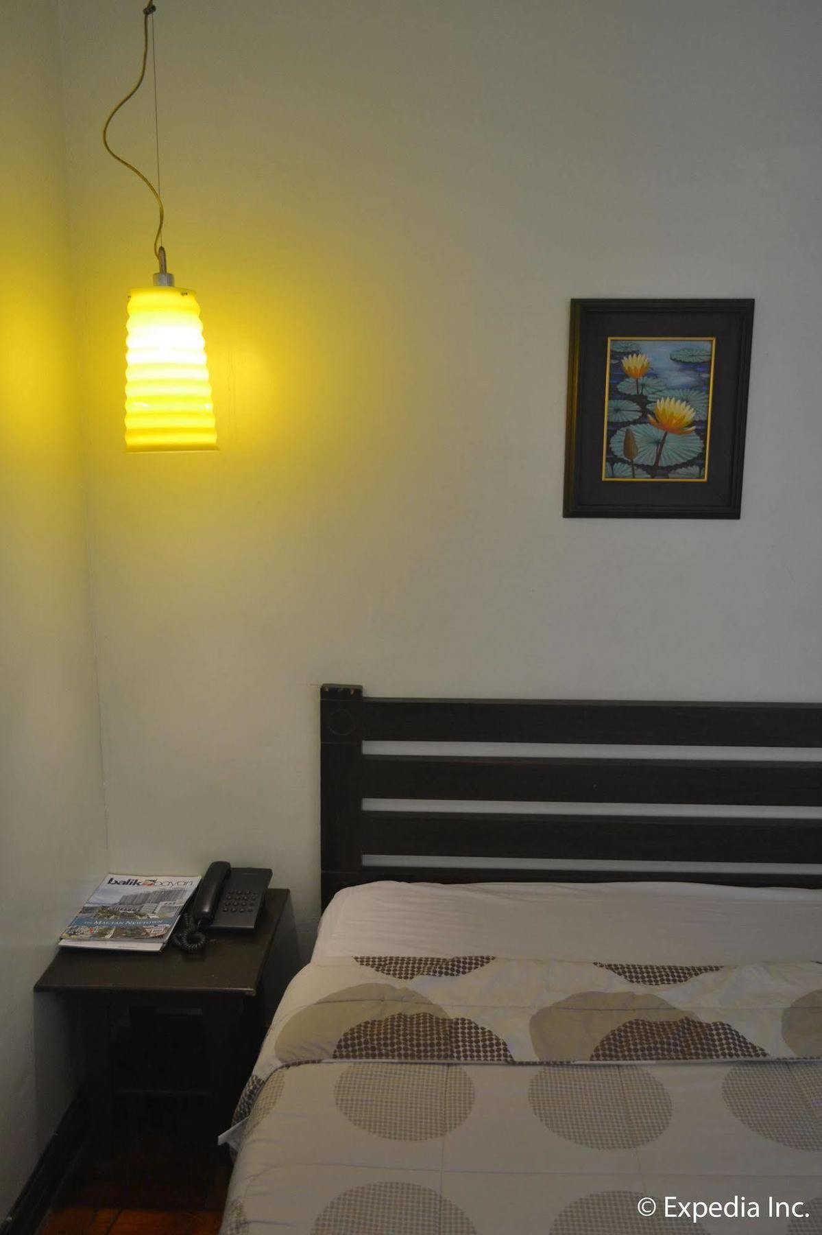 Tagaytay Econo Hotel Tagaytay City Kültér fotó